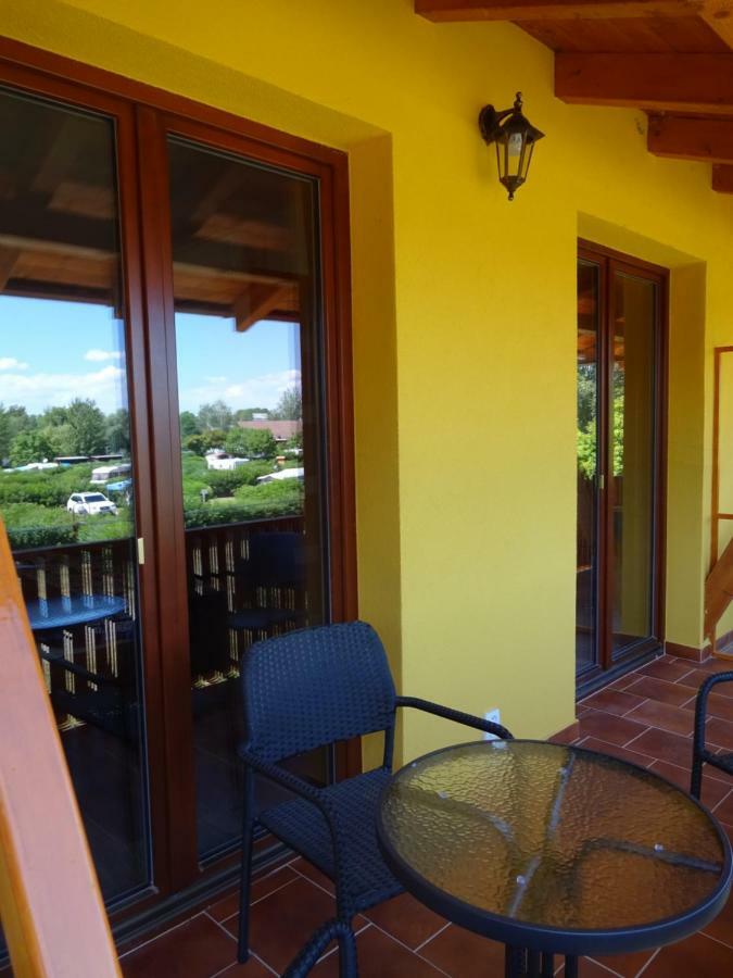 Penzion U Raka Pasohlávky Exterior foto